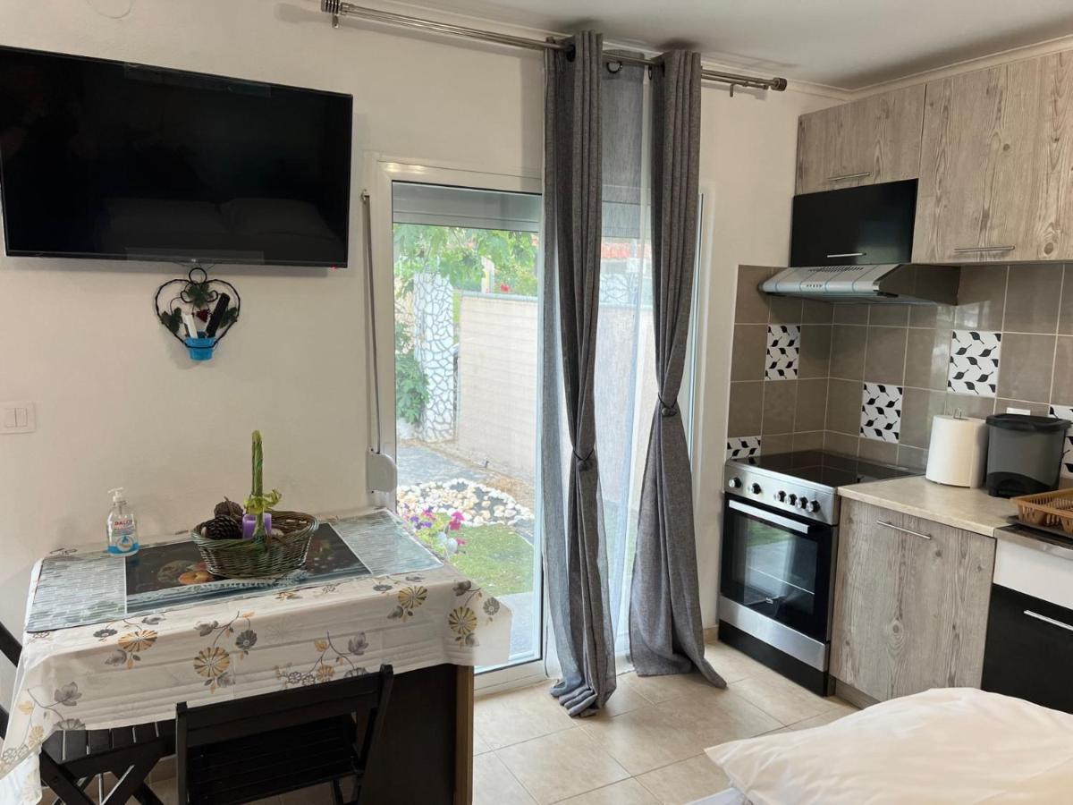 Sunshine Apartments Makri Bagian luar foto