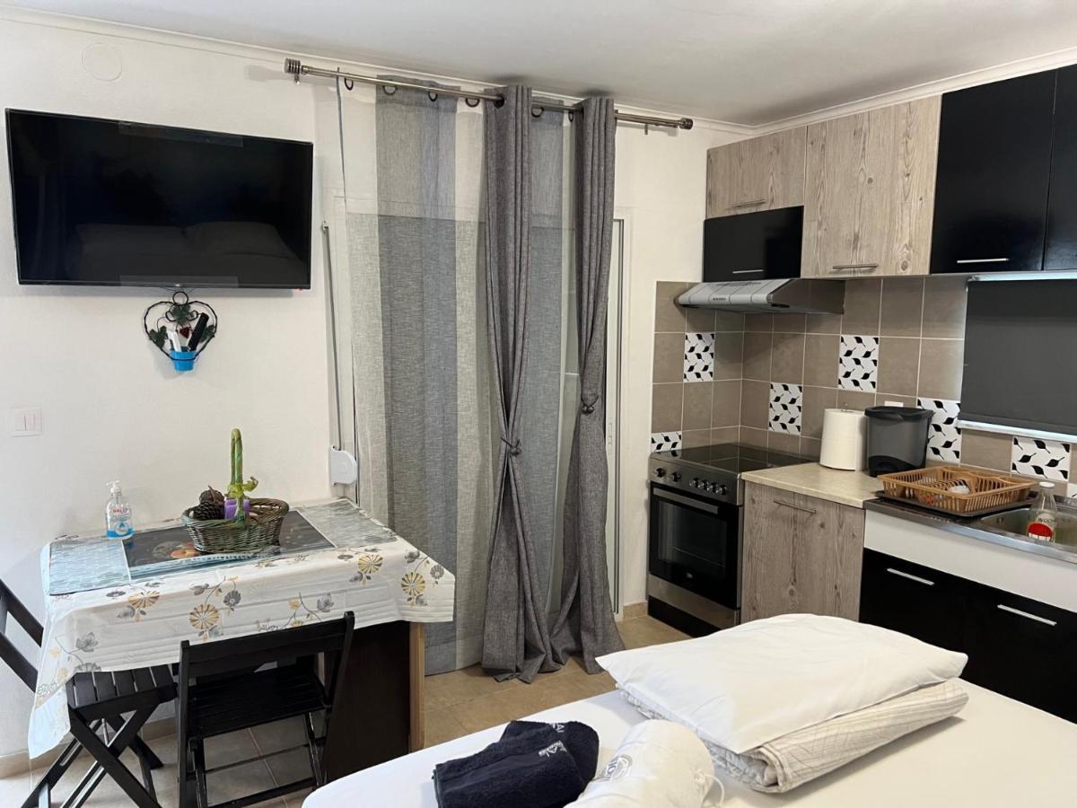 Sunshine Apartments Makri Bagian luar foto